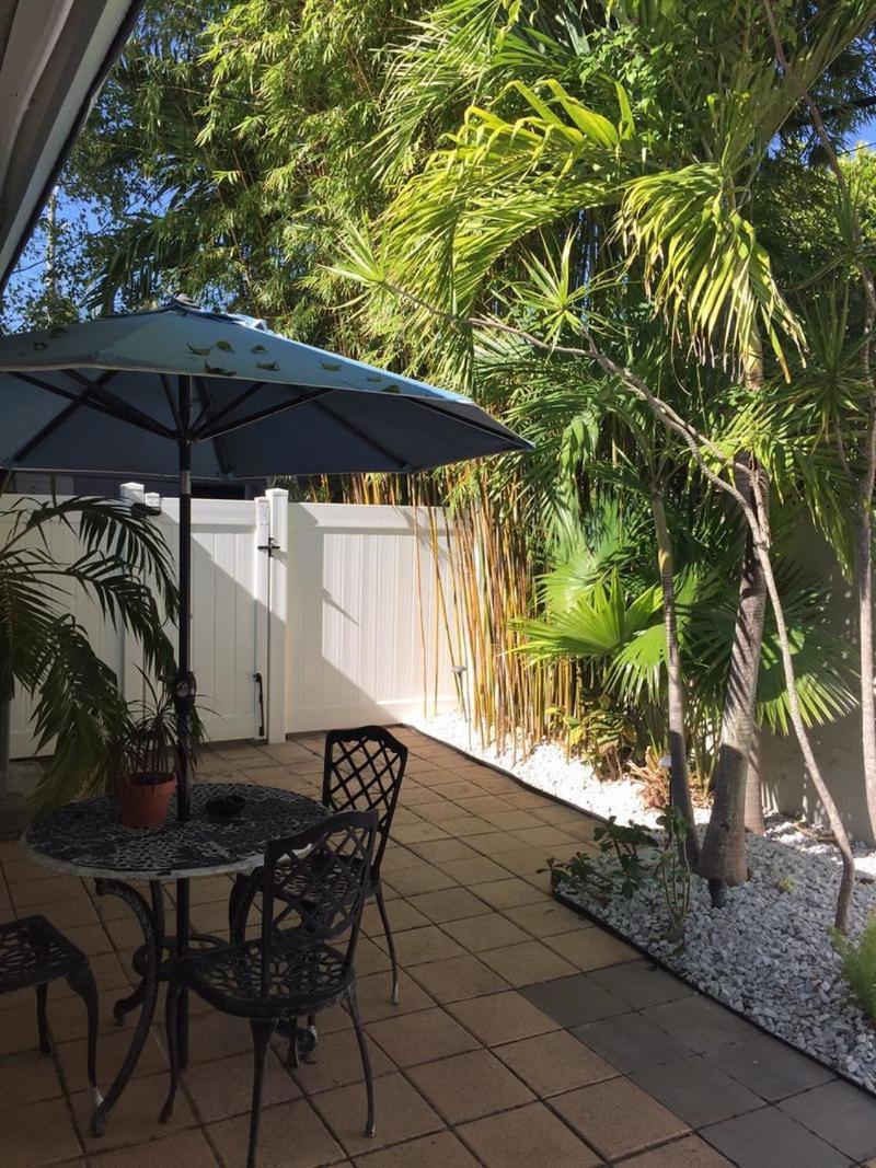 פורט לודרדייל Coral Reef Guesthouse חדר תמונה